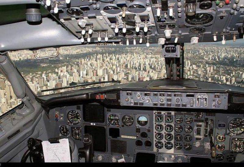 Мир из кабины пилота самолета